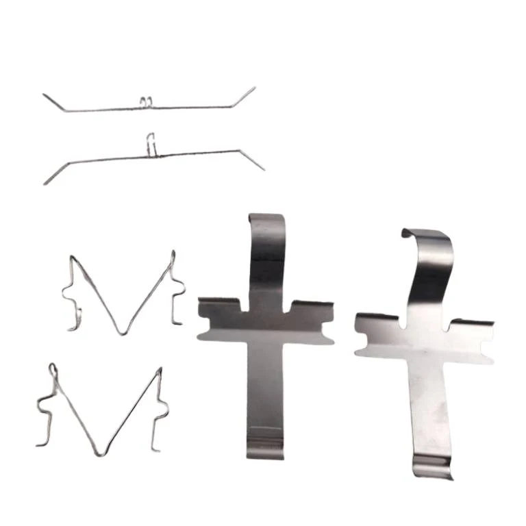 CLIP QUITARUIDO TOYOTA  LAND CRUISER "T" "2-RDA"